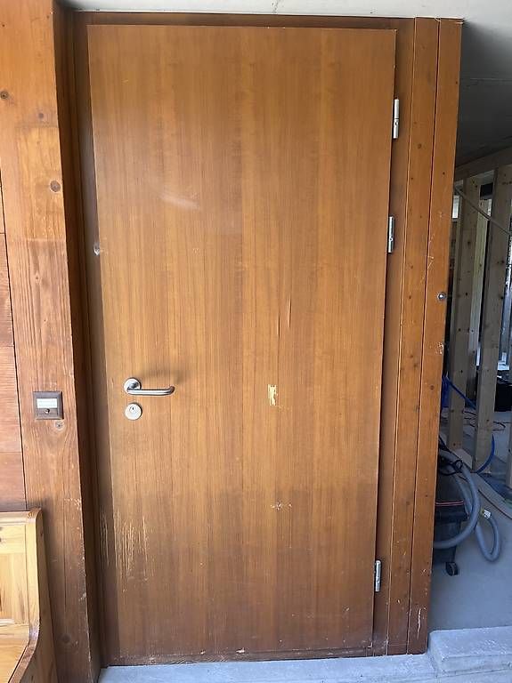Porte: Eingangstüre – Usato da Schüpbach venduto da Bauer100 1
