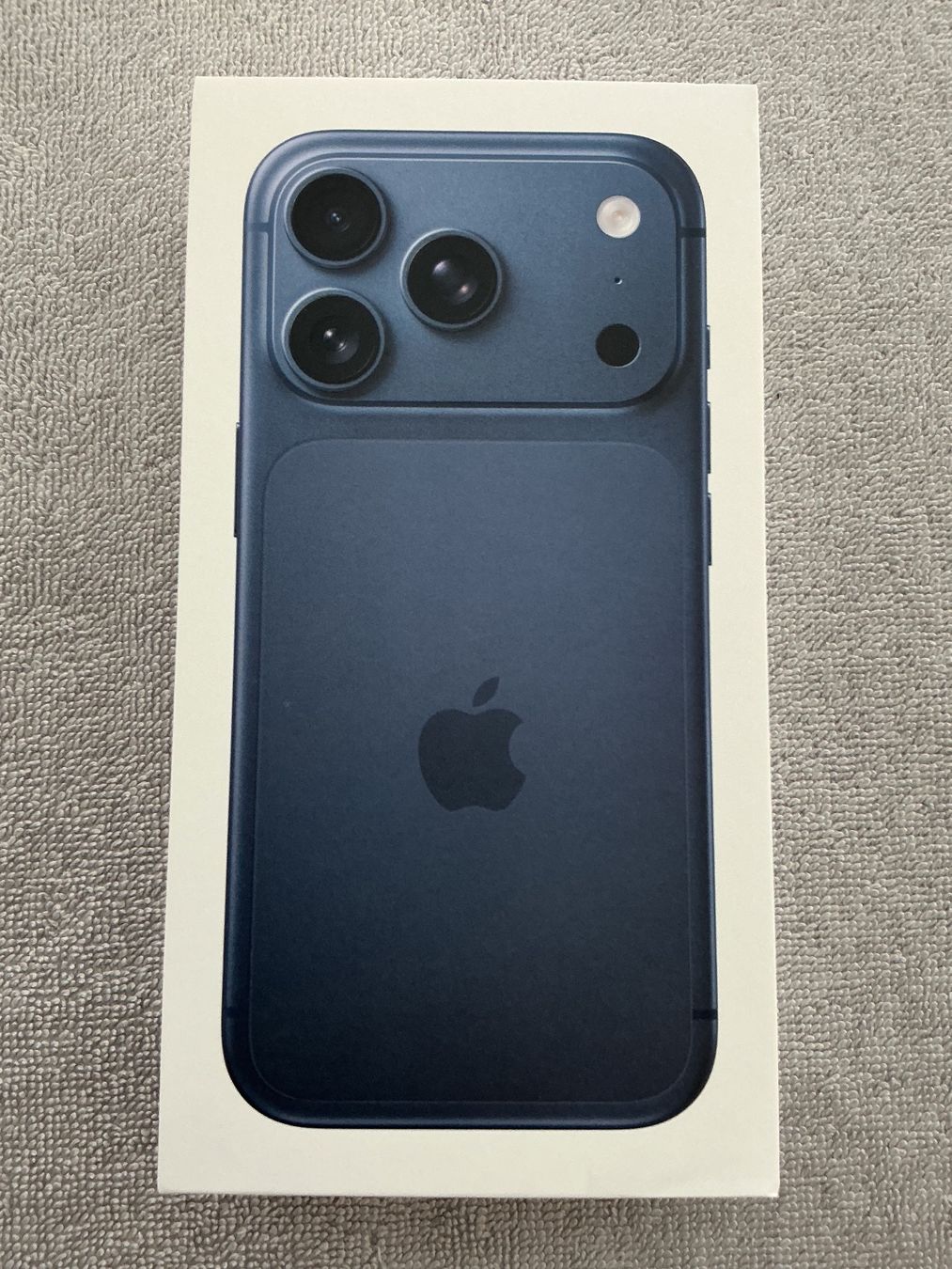 Apple Handys / Smartphones: Apple iPhone 17 Pro 256 GB, Deep Blue, noch neu – Neu (gemäss Beschreibung) aus Affoltern am Albis von Sspiridon