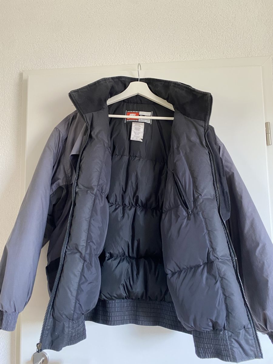 Nike Jacken: Vintage Nike Daunenjacke – Gebraucht aus Lützelflüh-Goldb von flu_q9tg 9