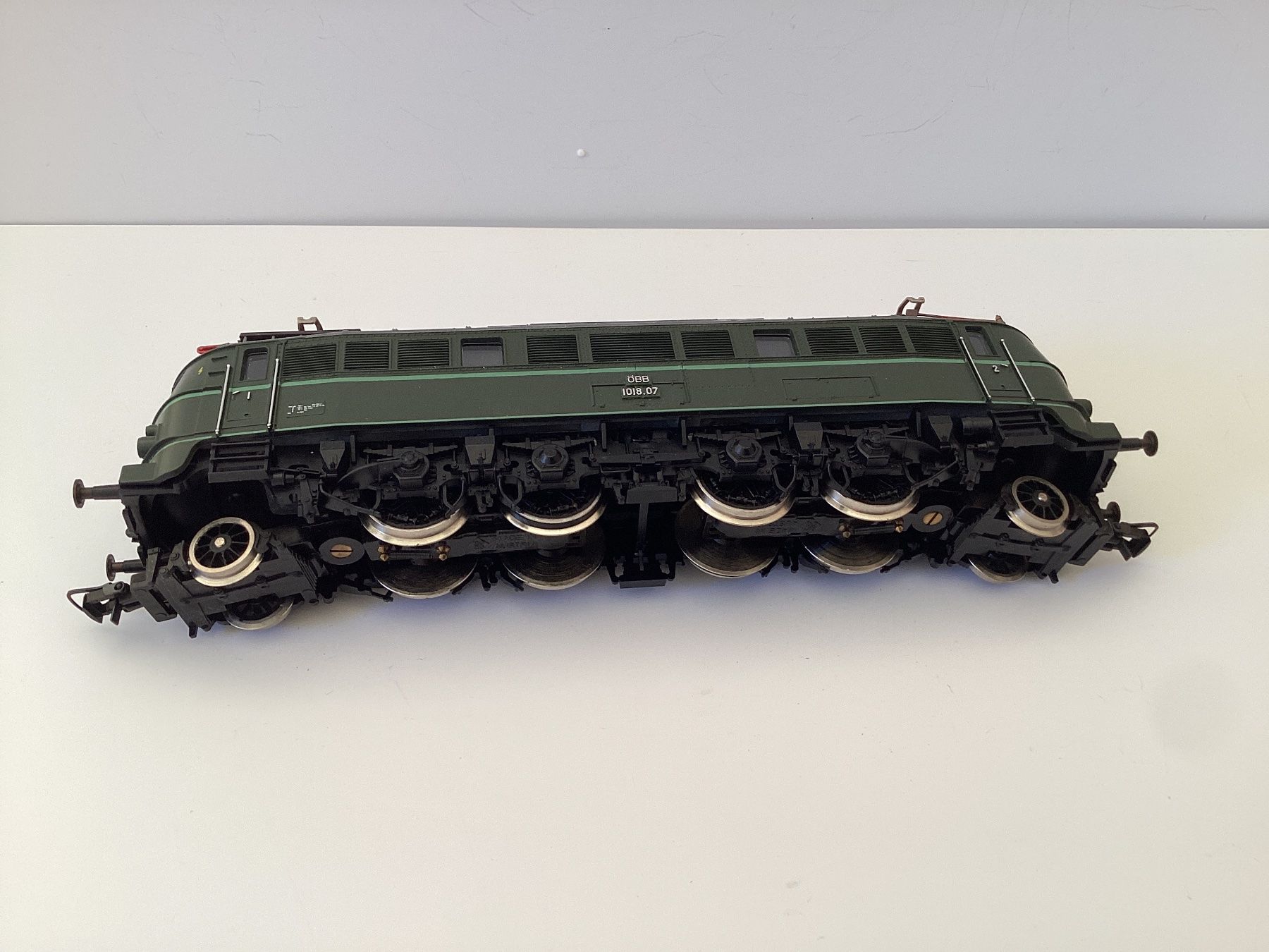 Roco Modellini di ferrovie: Roco 04141F ÖBB 1018.07 H0 1:87 – Usato da Effretikon venduto da simtek_de 3
