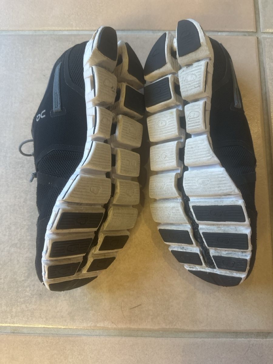 On Herrenschuhe: Sneaker On schwarz Grösse 40 – Gebraucht aus Oberentfelden von HennaBina 3