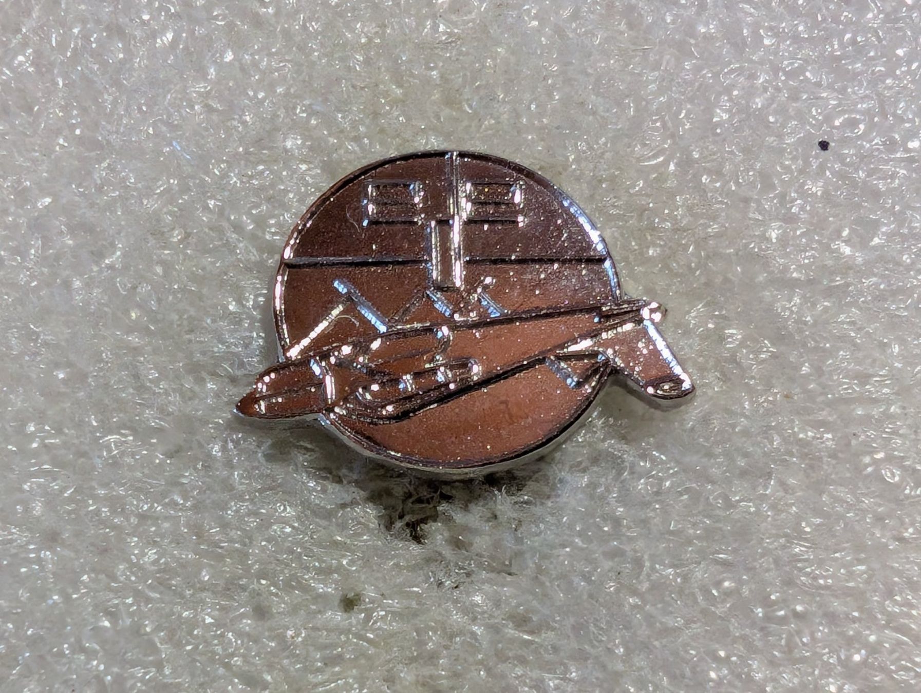Placchette & Badge: Ansteckpin 129: – Usato da Oppligen venduto da Pin-Fall-Shop