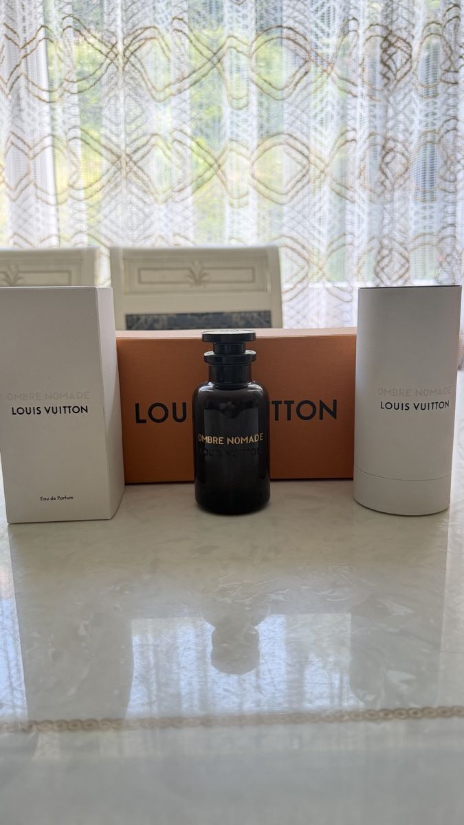 Louis Vuitton Profumi & Eau de Toilette: Louis Vuitton - Ombre Nomade – Usato da Schliern b. Köniz venduto da Ism.6o