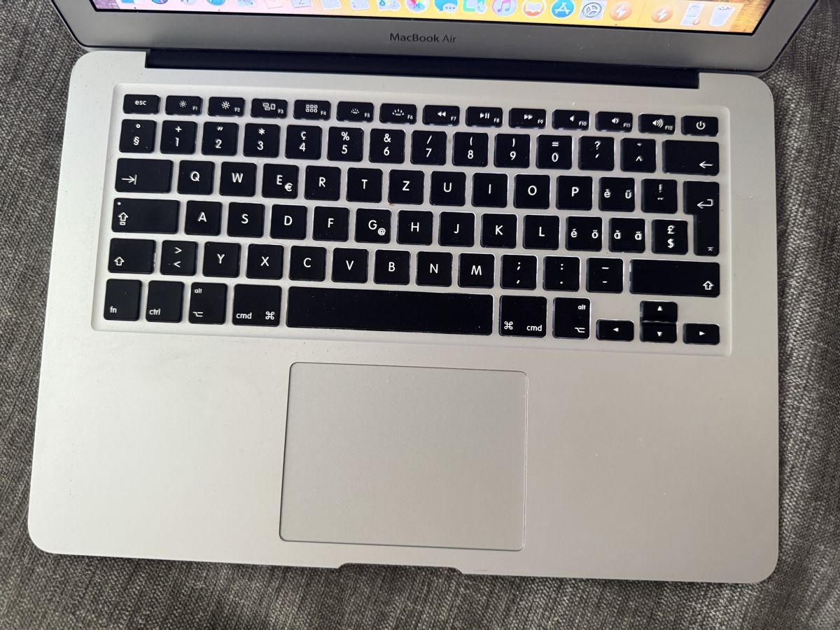 Apple Notebooks: MacBook Air 13 – Gebraucht aus Adliswil von Busys 4