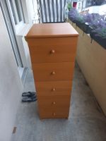 Kommode mit 5 Schubladen / Chest of drawers with 5 drawers.