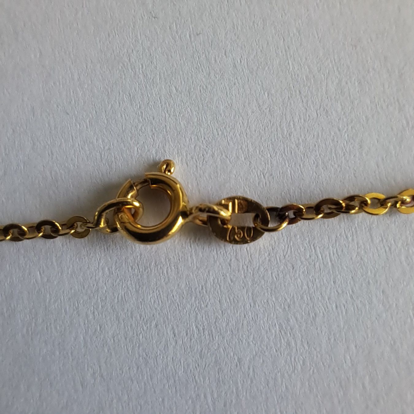 Catenine: Schöne Goldkette mit Anhänger – Usato da Pfäffikon ZH venduto da Valsangiaccomo 4