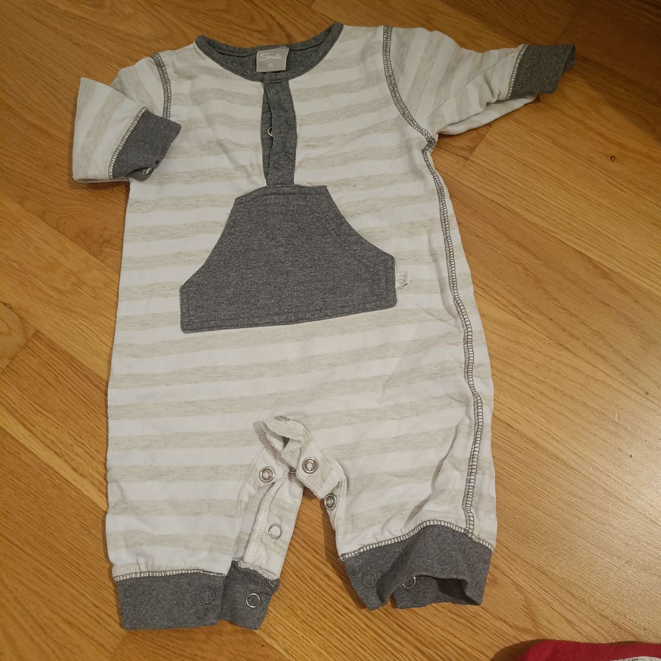 Strampler: Jumpsuit Grösse 56 – Gebraucht aus Jaberg von urig17.