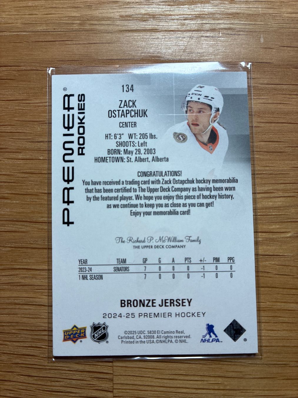 Topps Carte collezionabili: Upper Deck Premier Rookie Zack Ostapchuk Ottawa patch – Usato da Wangenried venduto da Garagara 1
