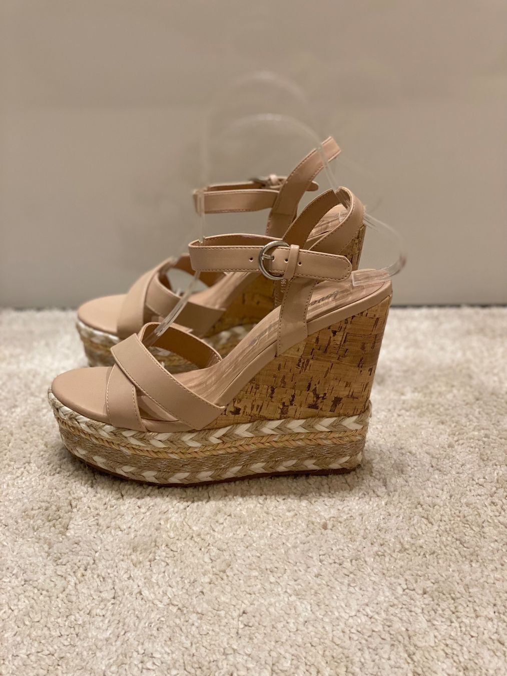 New Look Scarpe da donna: Plateau Keilabsatz Sandale, Gr. 39 – Nuovo (secondo la descrizione) da Oberdiessbach venduto da j_schafi
