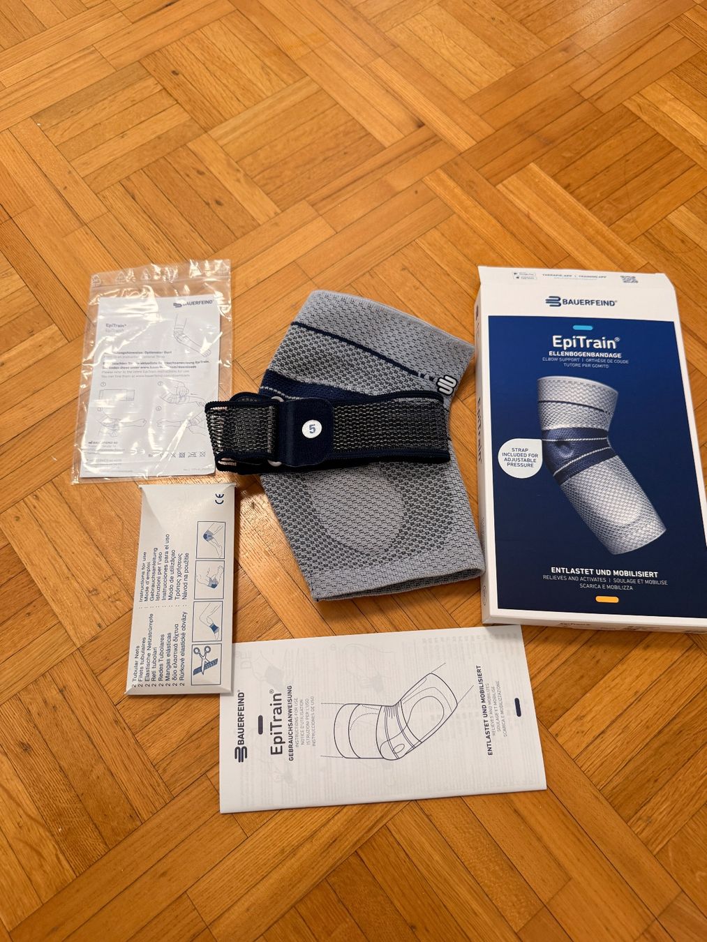 Attrezzature mediche: Bauerfeind EpiTrain Ellenbogenbandage Grösse 5 (Titan) – Usato da Montreux venduto da Spartack88