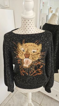 Exklusiver Damenpullover mit Leopardkopf, Grösse 40 Wolle