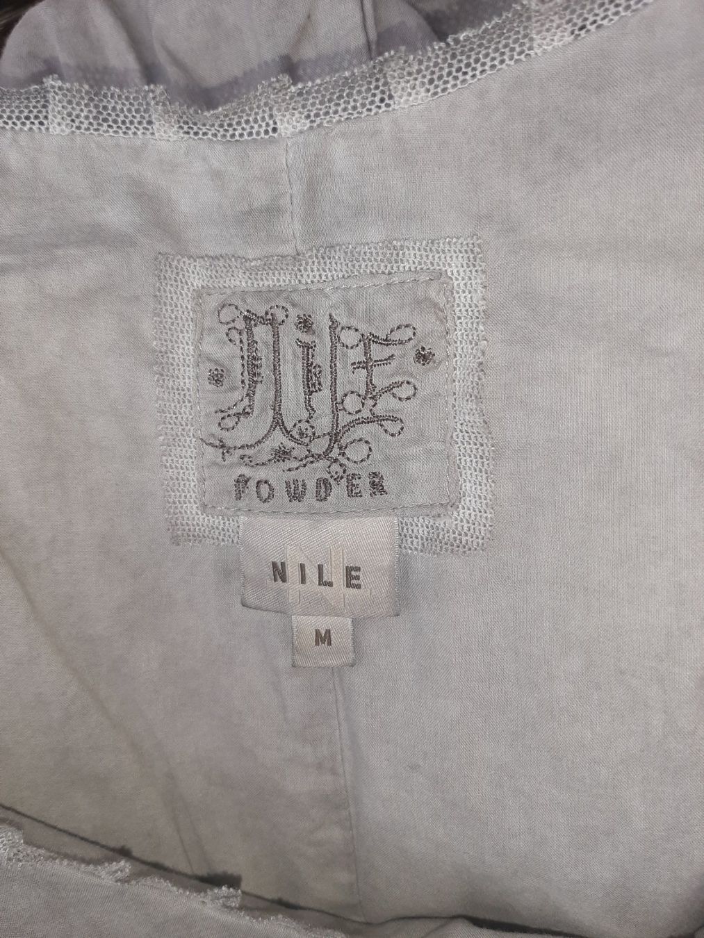 Nile Kleider: wunderschönes romantisches Nile Kleid M grau – Gebraucht aus Bern von Preloved_NILE_4.Sale 4