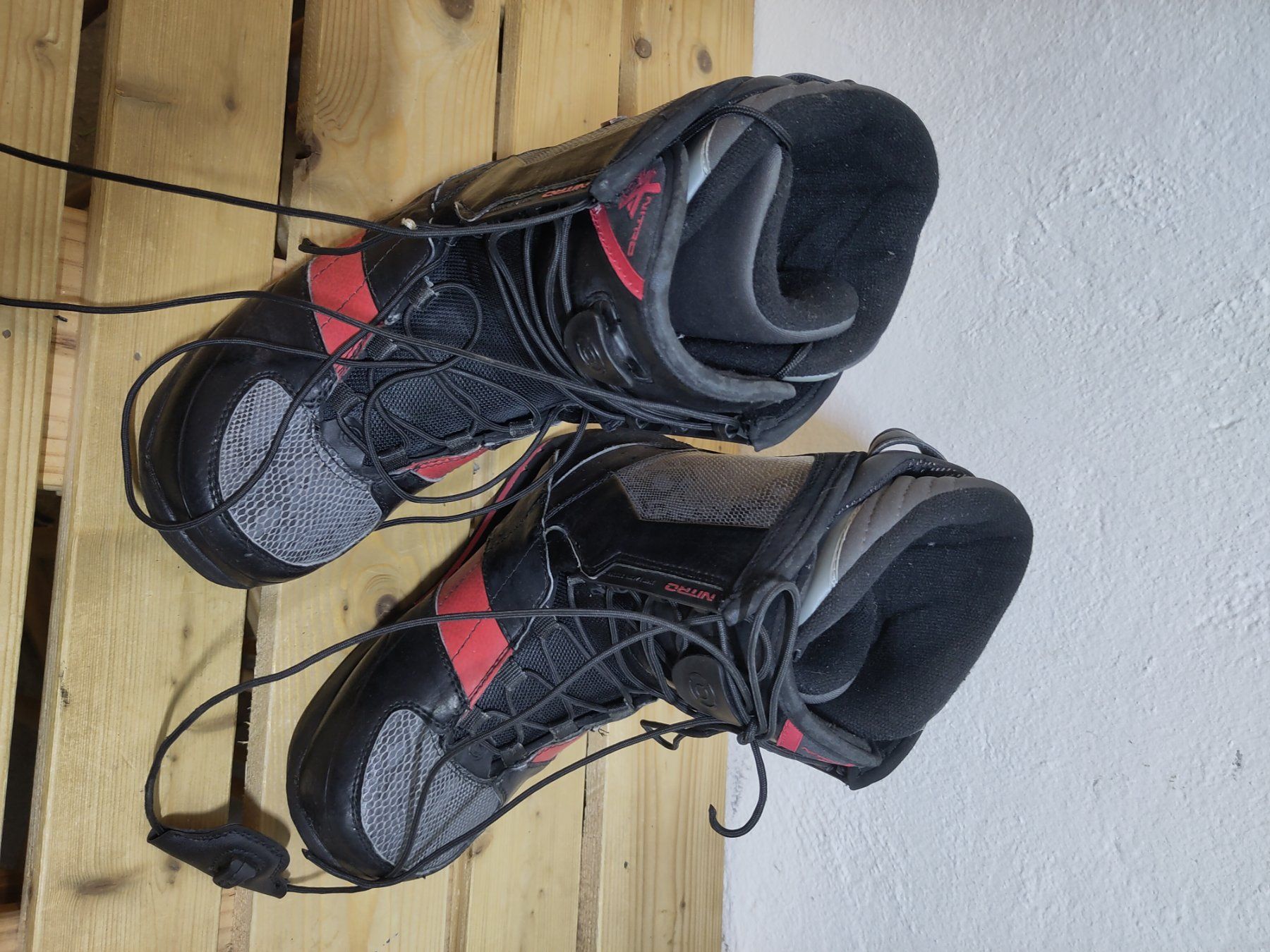 Snowboard Nitro Scarpe da uomo: Nitro Team Snowboardschuhe, Grösse 43, – Usato da Lenzburg venduto da Zilti87