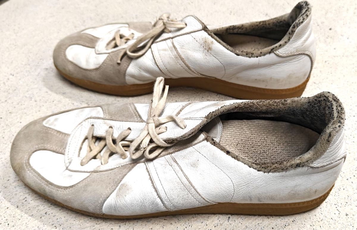 Scarpe da uomo: Originale Bundeswehr Hallenschuhe 42 – Usato da Rickenbach ZH venduto da Vanijo 1