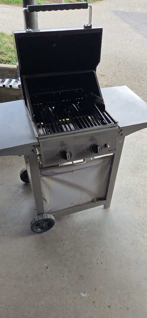 Griglie: GasGrill Spacy 2 – Usato da Aesch LU venduto da hooz 1