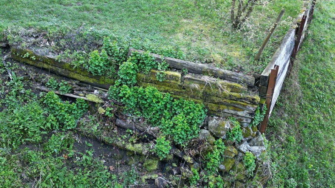 Articoli in legno: Eisenbahnschwellen gratis – Usato da Gersau venduto da schweizertradition 1