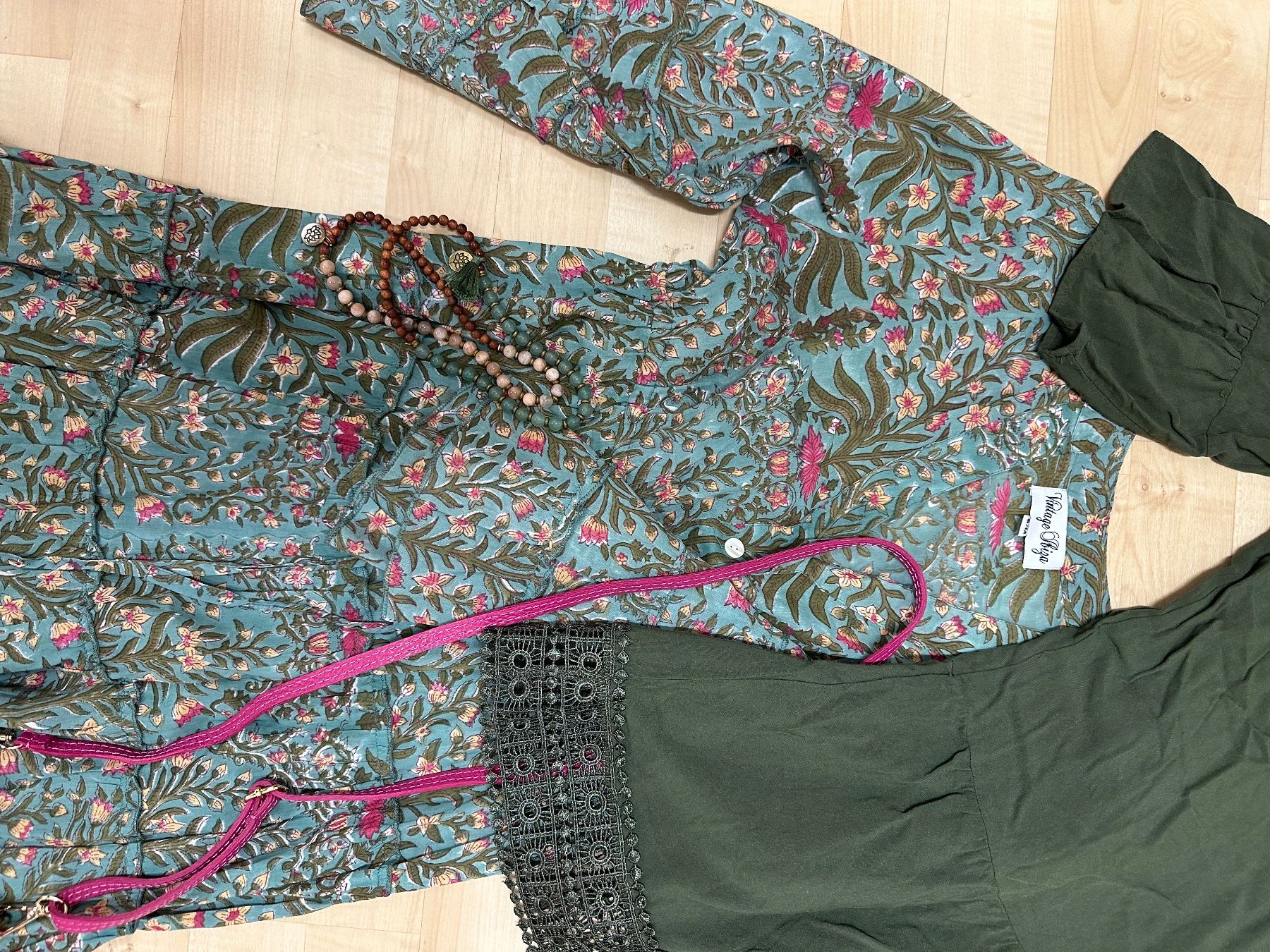 Kleiderpakete: Marken-Kleiderset in Gr. S mit Accessoire's – Gebraucht aus Pfäffikon ZH von RIGI70 2