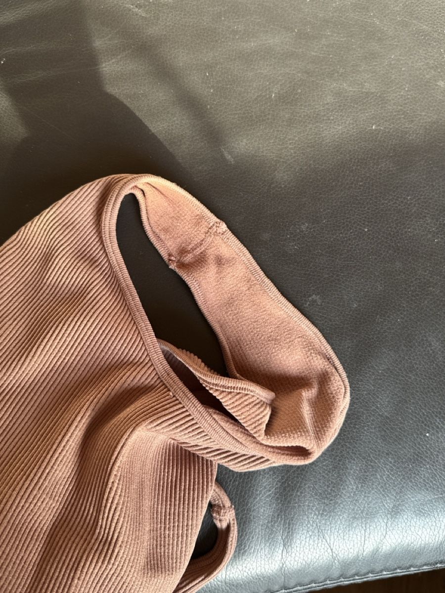 Zara Top: Zara  Ribbed Body, M-L – Usato da St-Gingolph venduto da Ynatka 4