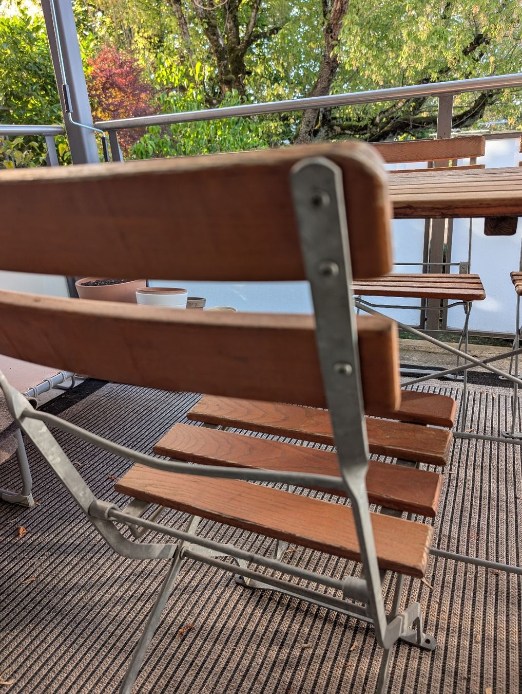 Set de table et chaises: Gartenmöbel Set – D'occasion à Zürich par Zetabomb 3