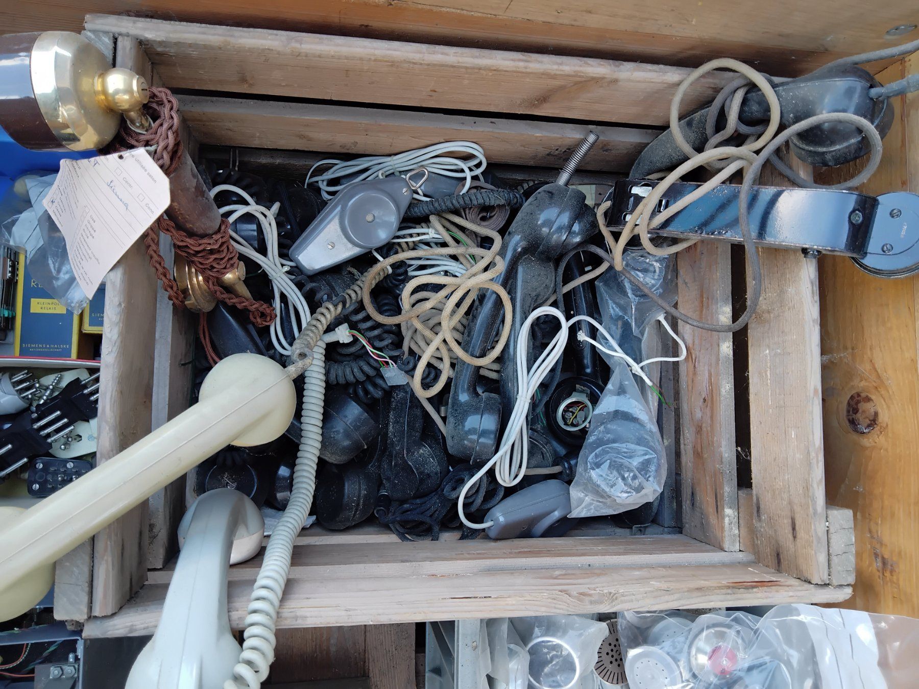 Telefone: Schweizer Telefone Ersatzteile – Defekt aus Nuglar von lampa-radio 1