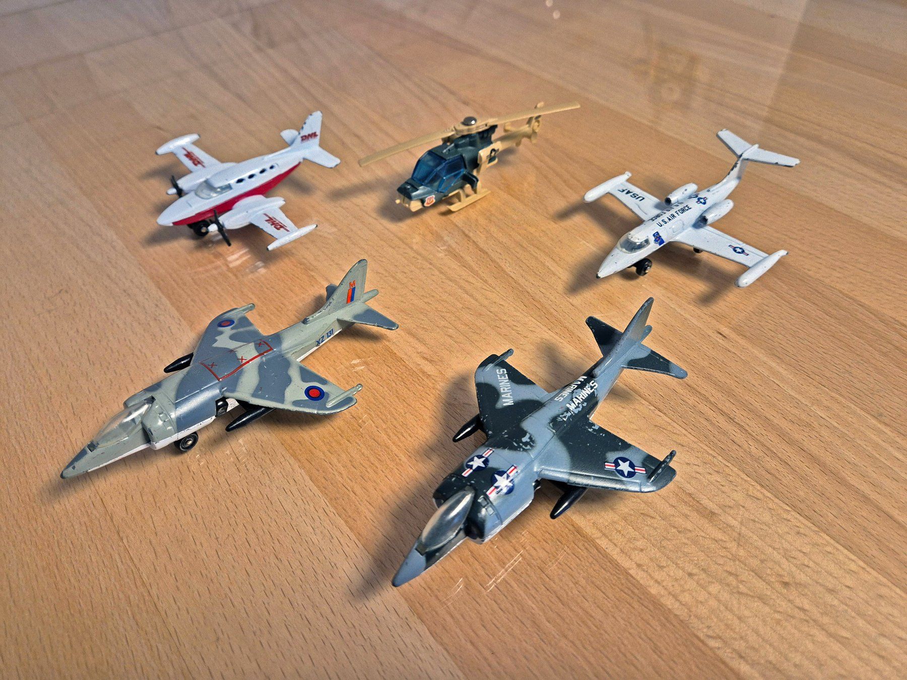 Matchbox Flugzeuge LearJet , Cessna 402, Harrier, Mission H. (Gebraucht ...