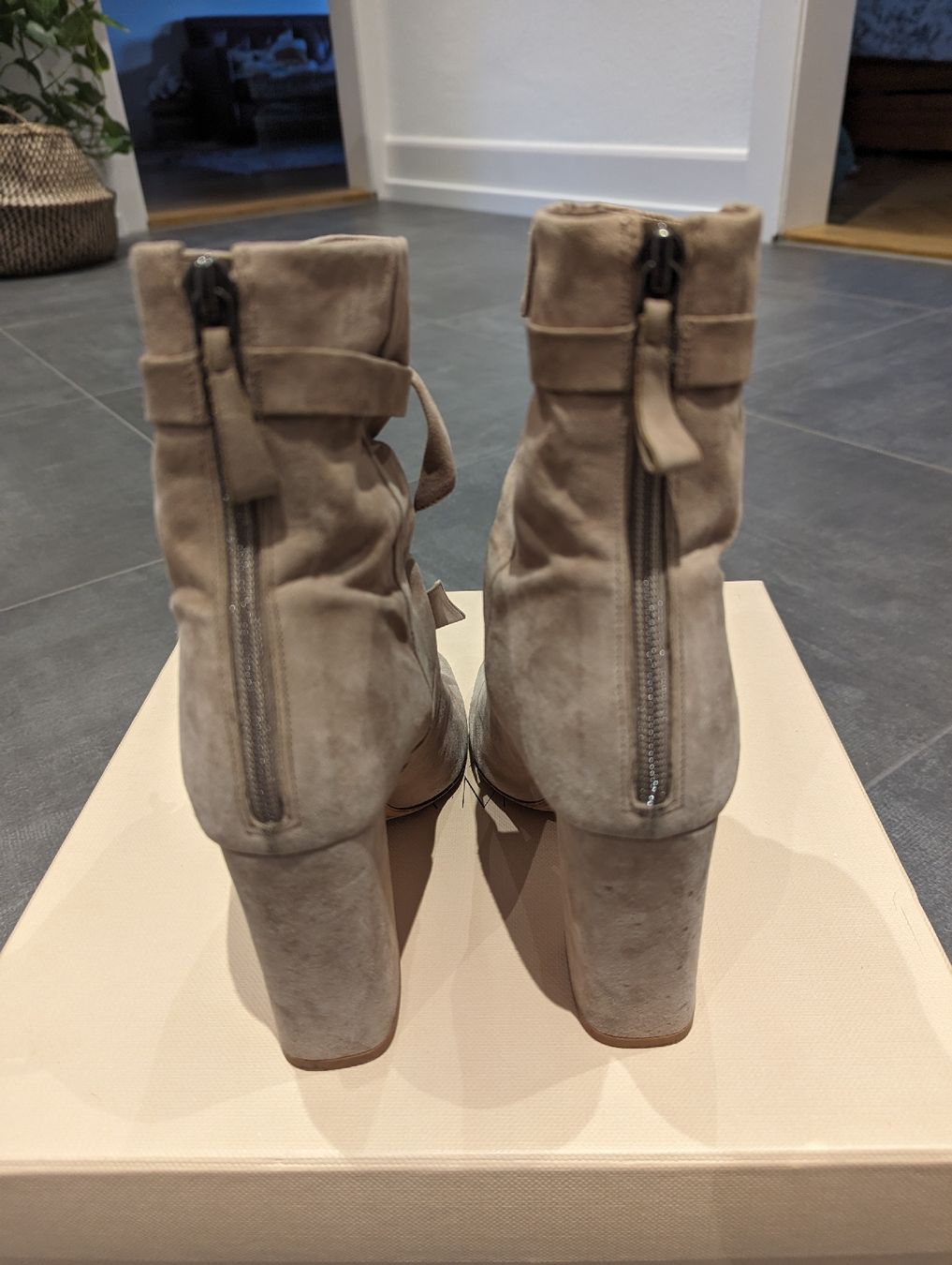 Scarpe da donna: Ankle boots/ Alexander Birman – Usato da Bern venduto da LoreCuPi 1