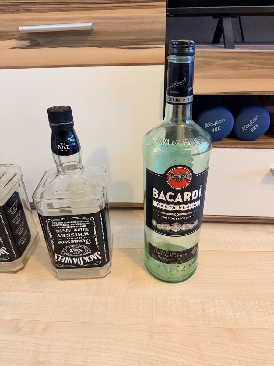Bottiglie: Leere Flaschen whiskey 3 Liter – Usato da Bülach venduto da Kadafmafia 2