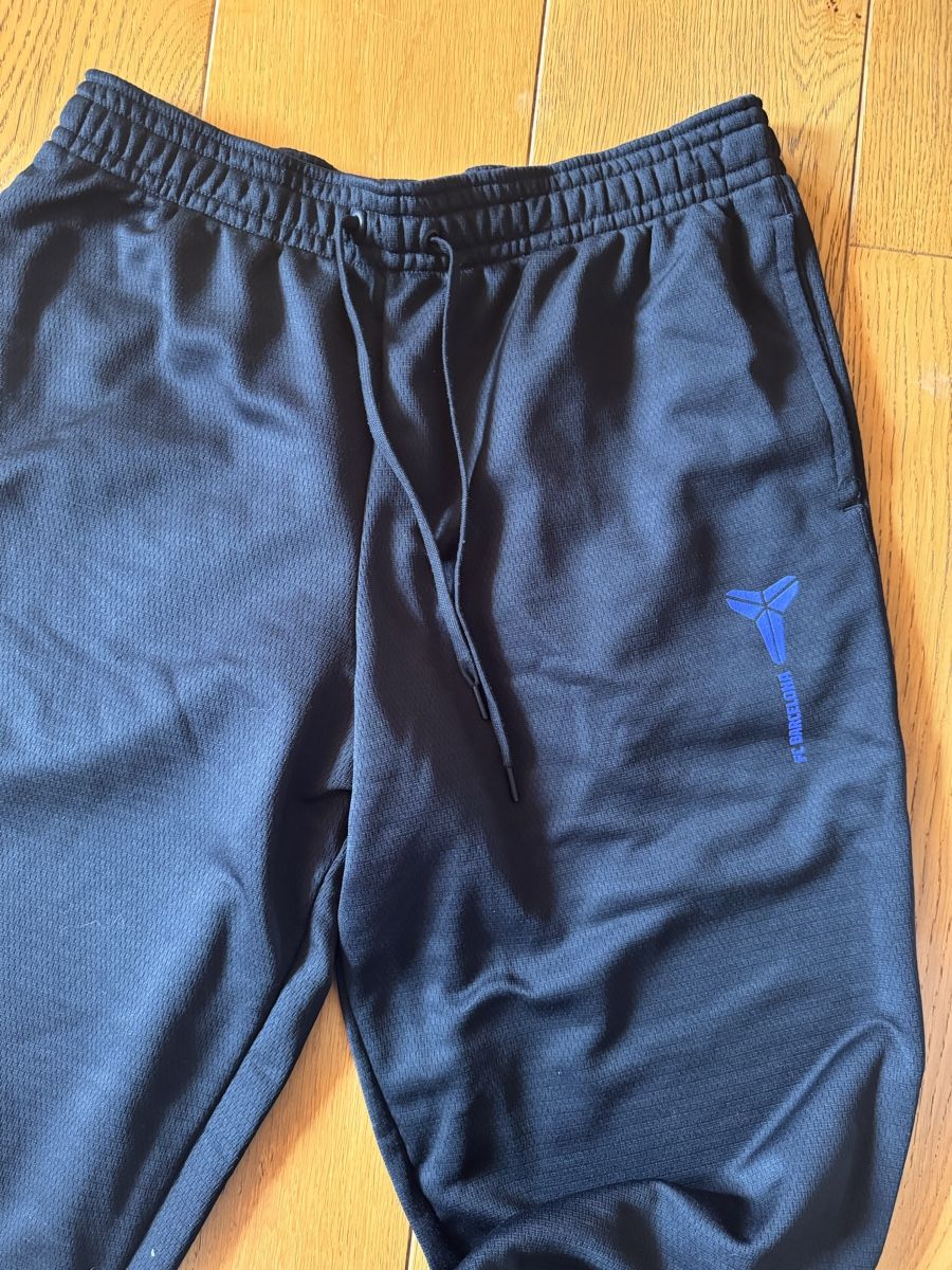 FC Barcelona Canottiere & Pantaloni: Training FC Barcelone x Kobe Bryant – Nuovo (secondo la descrizione) da Les Giettes venduto da joelledu 6