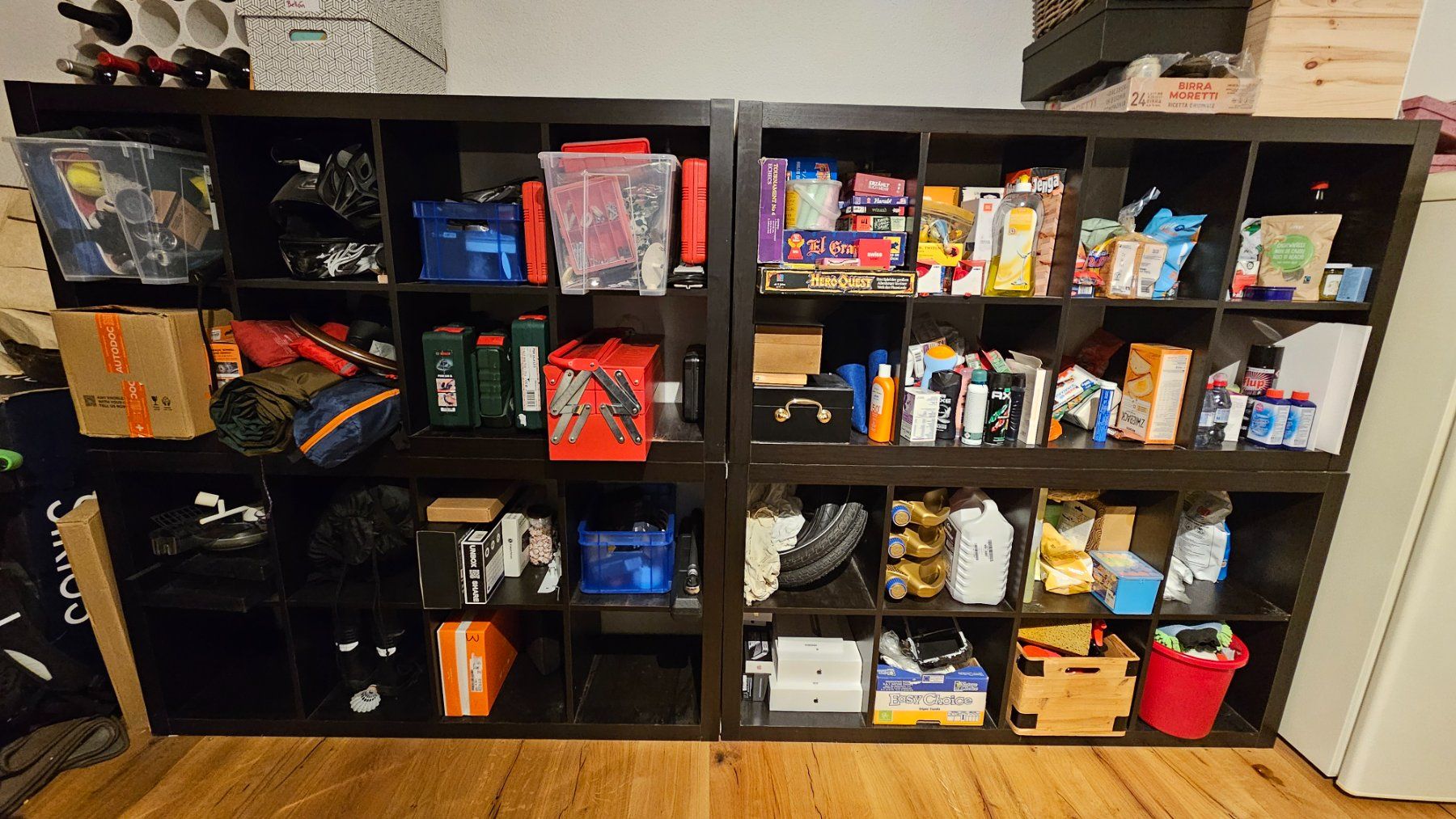 Ikea Regale: 4 mal IKEA Kallax Regal Schwarz – Gebraucht aus Bassersdorf von Sunseekker1