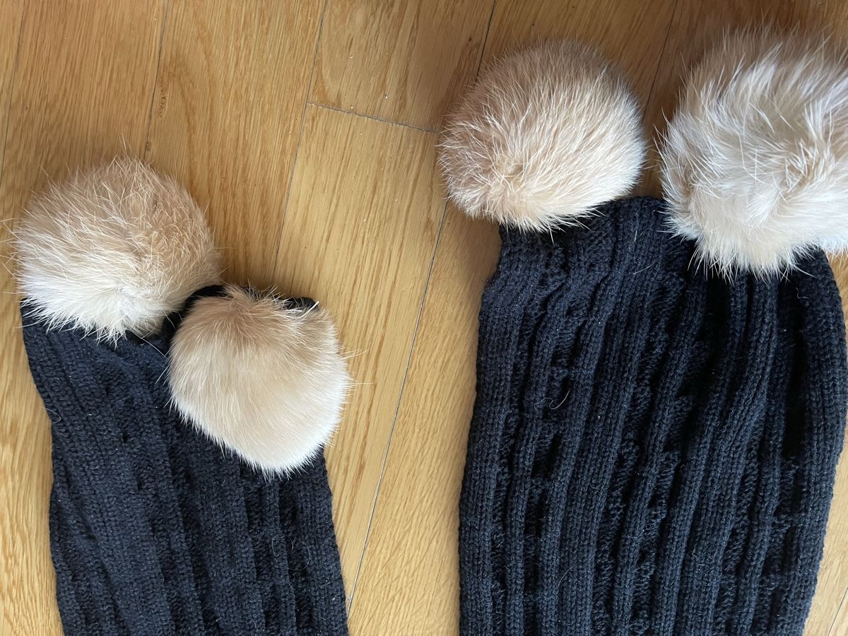 Foulard & Sciarpe: Schal Schicker Winter Schal, schwarz, mit Pelzbommel – Usato da Rüschlikon venduto da Lajniii 3