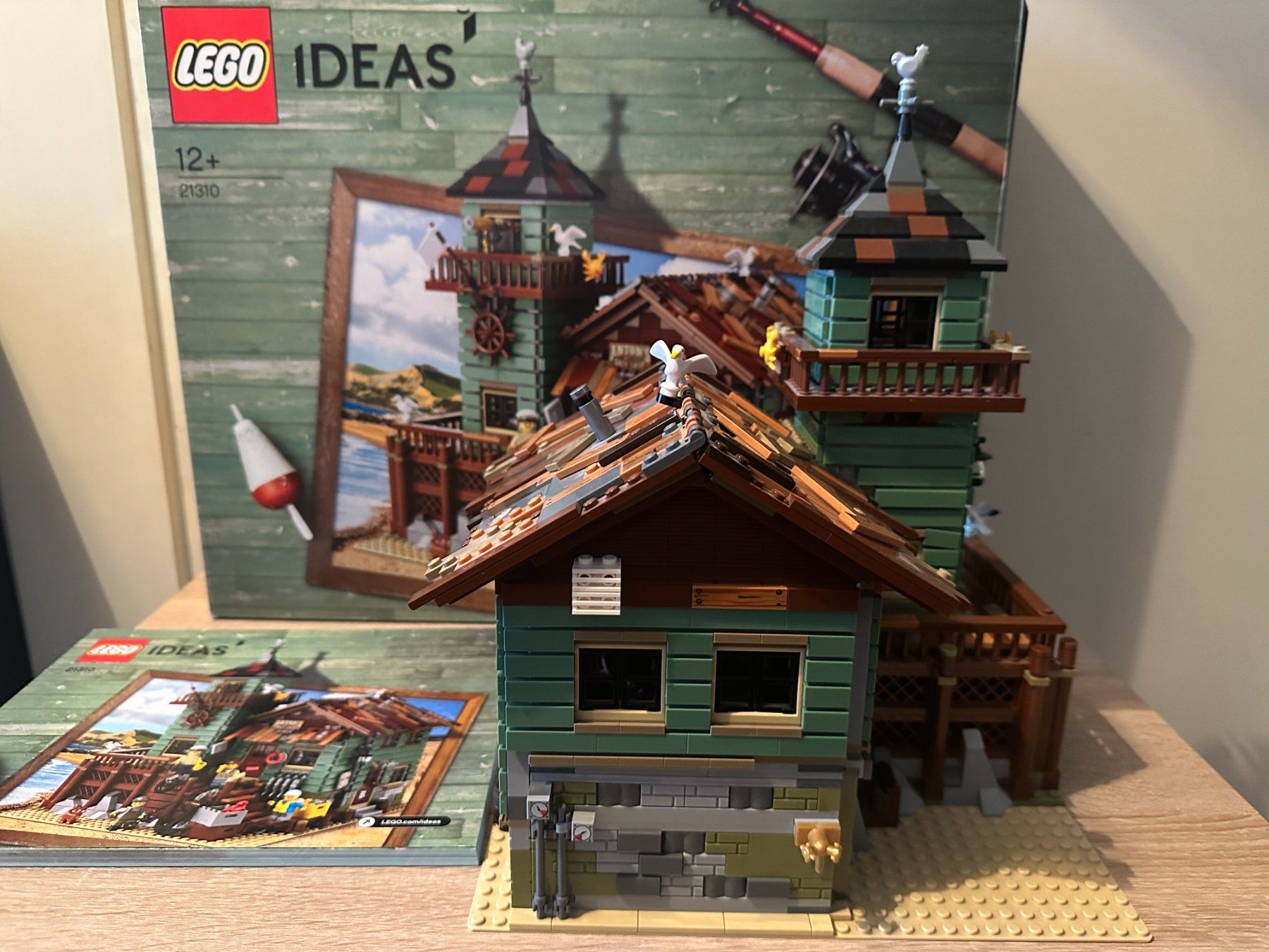 Lego Kit di costruzioni: LEGO 21310 Old Fishing Store – Usato da Basel venduto da Don-Angel 2