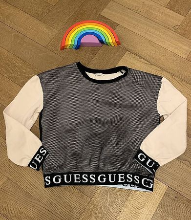 TREND ! GUESS SWEAT SHIRT Perfekter Zustand 140 cm 10 J