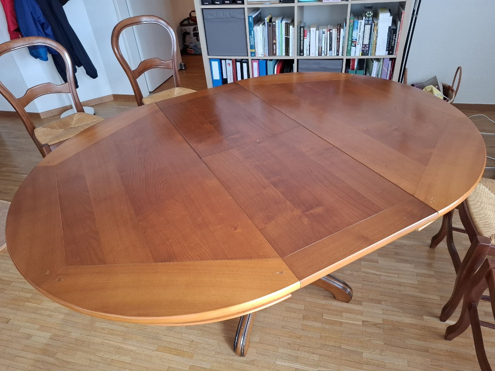 Set di tavolo e panche: Ensemble table et 6 chaises – Usato da Orbe venduto da roxanny2021 1