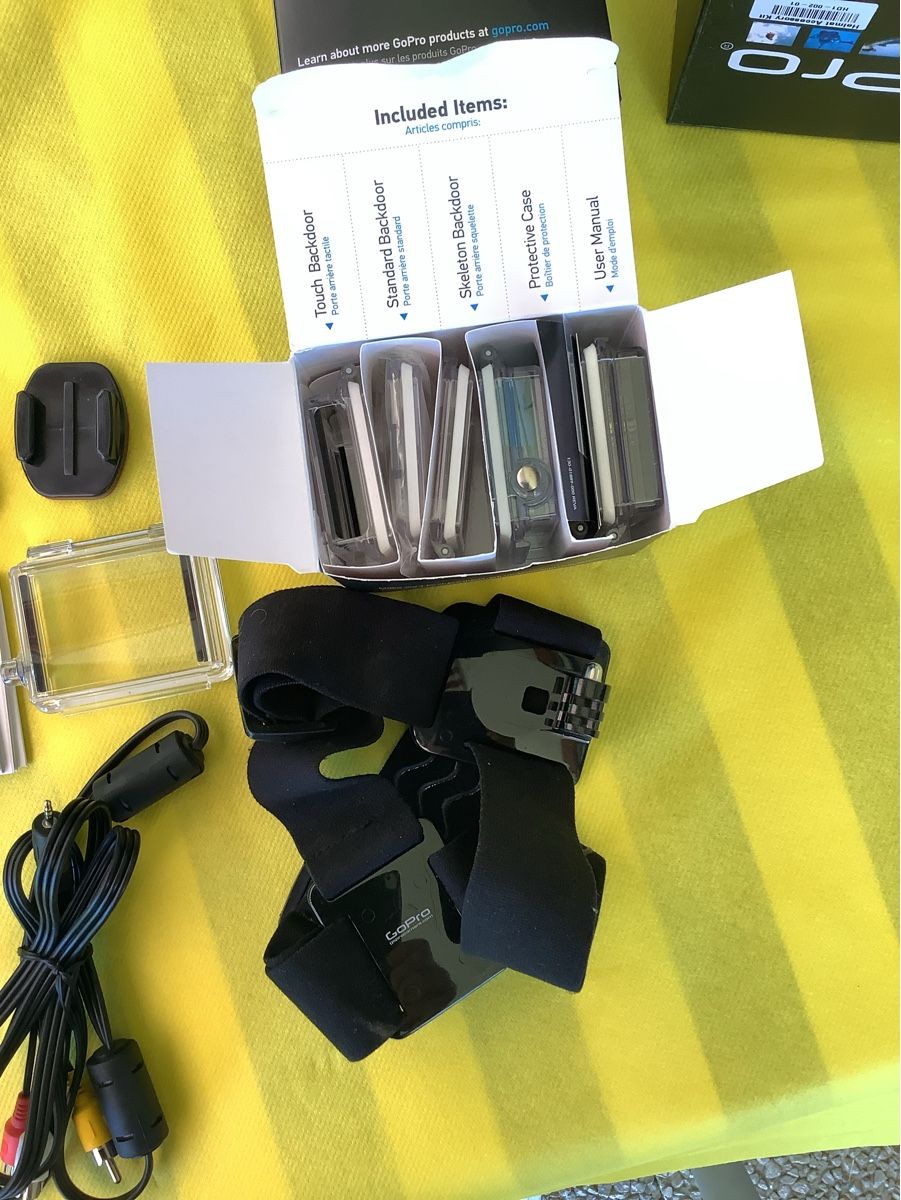 Videocamere: GoPro        2 caméras avec accessoires  – Usato da Chernex venduto da Paul096 5