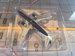 HERPA VARIG  BOEING 767-300 WORLD CUP 1/500