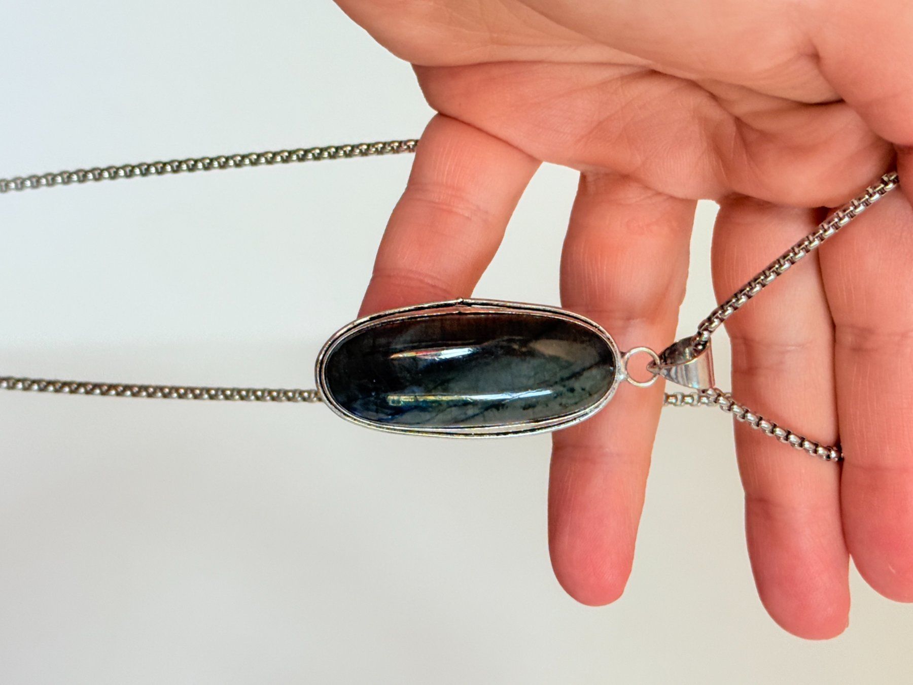 Ketten: Collier avec labradorite - Élégant & Naturel! – Neu und originalverpackt aus Genève von AWWA 5
