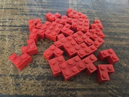 lego 2357 lot de 30 pièces Red Brick 2 x 2 Corner
