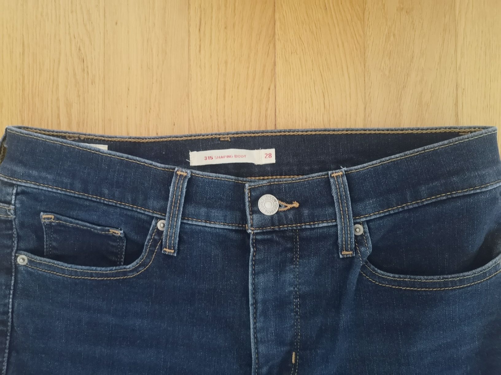 Levi's Jeans: Levi's 315 Shaping Boot W28 L34  – Gebraucht aus Niederbipp von kevintifu20 2