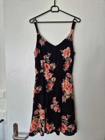ONLY Sommerkleid schwarz Blumen Gr. 38 👗🌸☀️