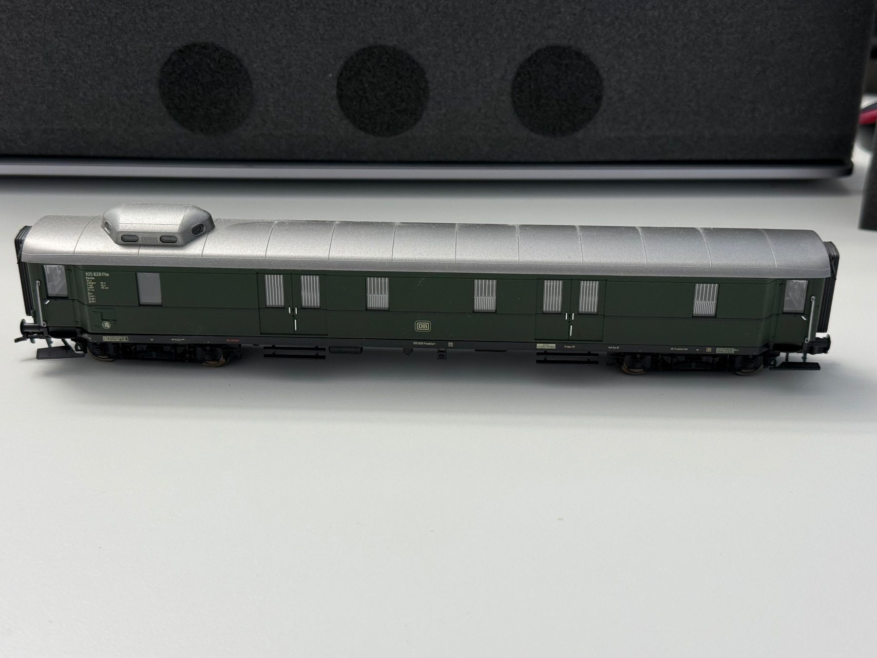 Fleischmann Modelleisenbahnen: FLM 5630 DB Schnellzug  Packwagen / DC HO – Gebraucht aus Jonschwil von sutfra12 3
