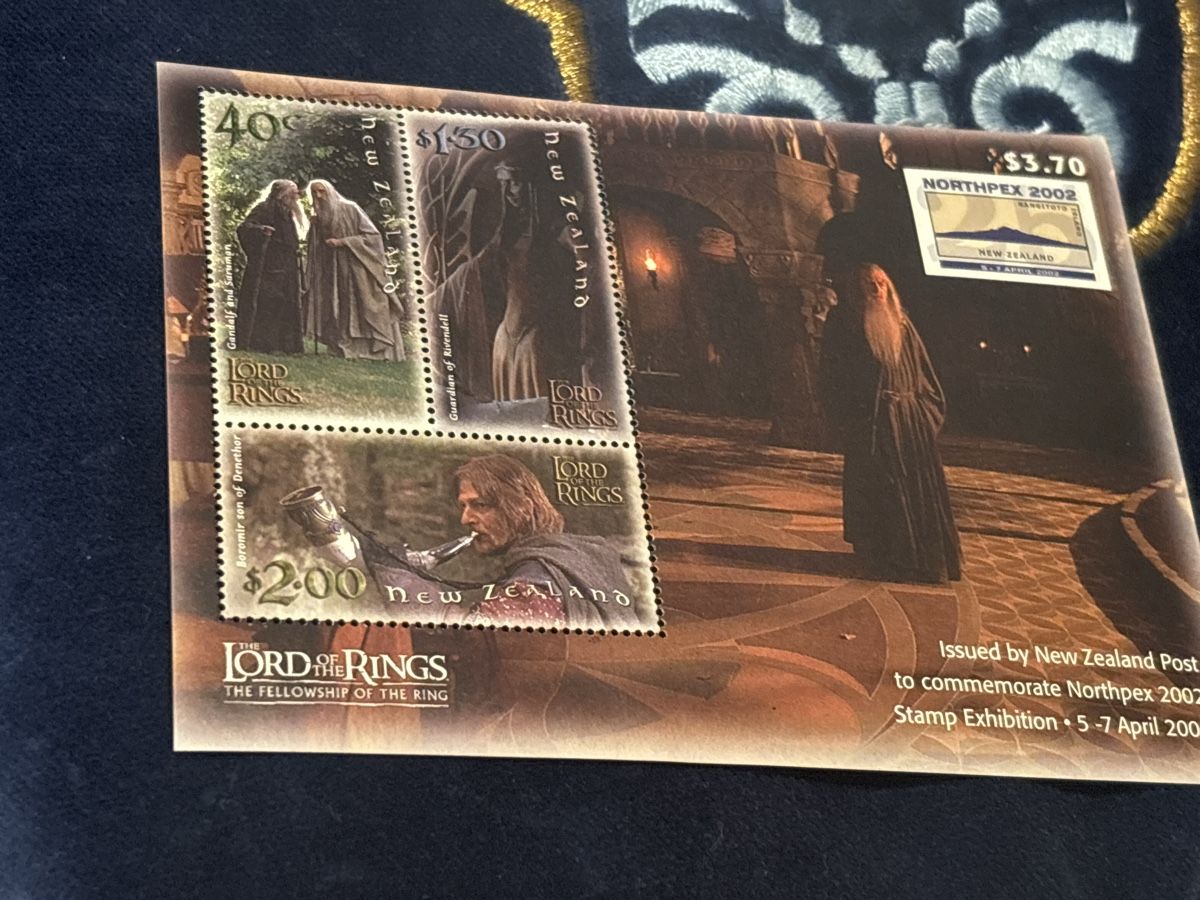 Tutti i francobolli: Herr der Ringe Briefmarken Neuseeland Northpex 2002 53 – Nuovo e nell'imballaggio originale da Zürich venduto da engebrunau