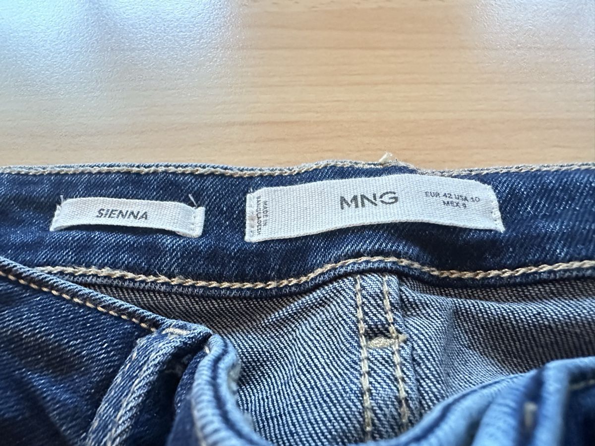 Mango Jeans: Mango Jeans, Grösse 42 – Nuovo (secondo la descrizione) da Lampenberg venduto da Graziella_ 1
