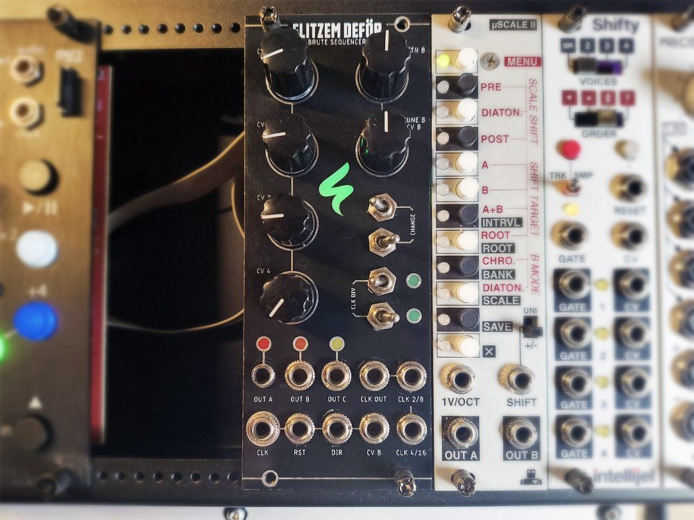 Strumenti musicali: ST Modular Flitzem Deför Eurorack Brute Sequencer – Usato da Knonau venduto da der_Alexan