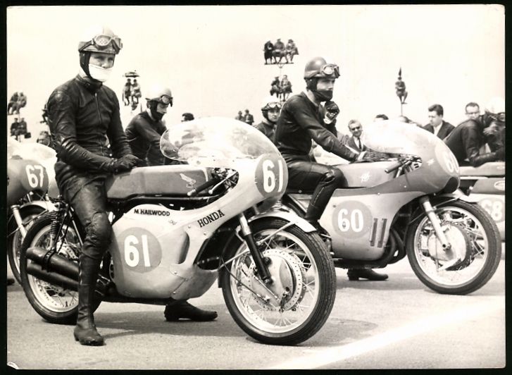 Fotografie & Manifesti: Fotografie Dieter Lob, Leipzig, Motorrad – Usato da Berlin venduto da bartko-reher
