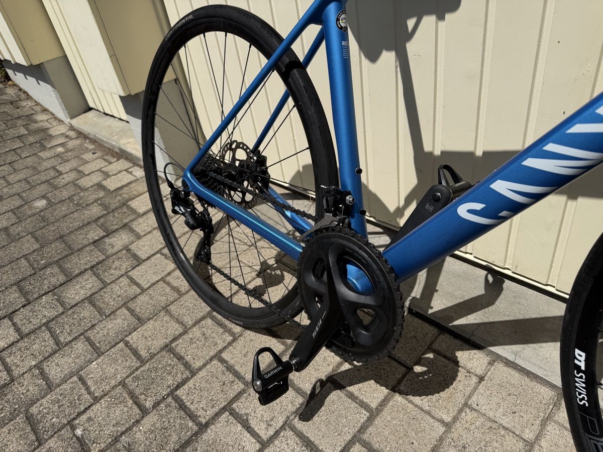 Canyon Biciclette: Canyon Ultimate CF SL Disc 7.0 mit Wattmesser – Usato da Heiden venduto da Theholyking 1