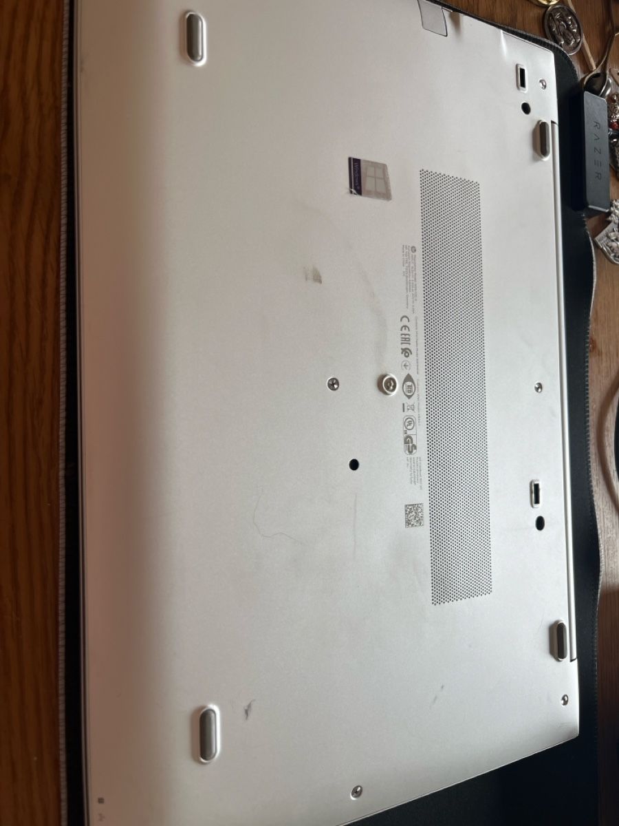Hewlett Packard Notebook: HP Elitebook 840 G5 Notebook gebraucht – Usato da Adlikon b.Regensdf venduto da Tanjawolf 3