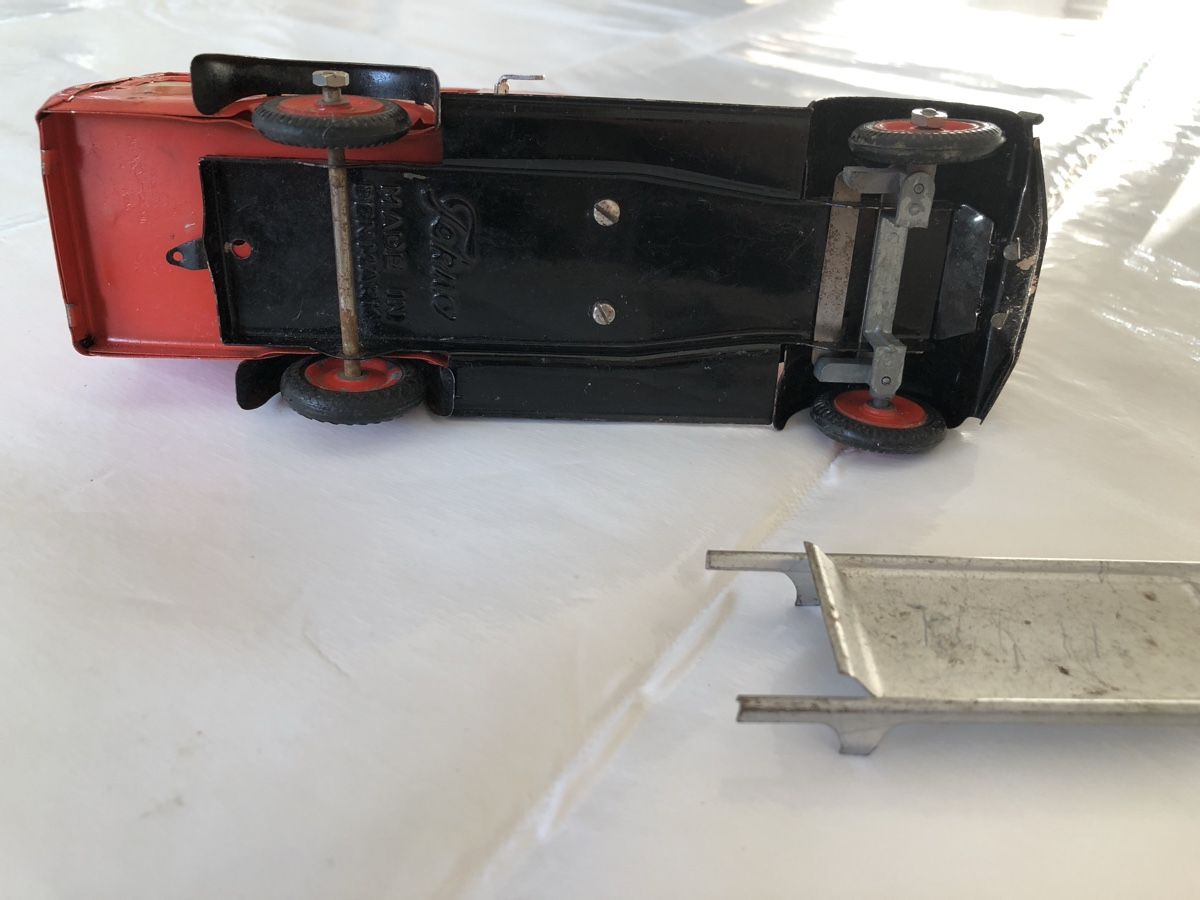 Tekno Modellini d'auto: Tekno Denmark Krankenwagen mit Trage – Usato da Rudolfstetten venduto da vamosich 6