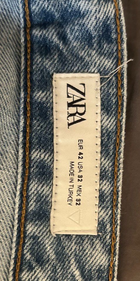 Zara Jeans: ZARA flared light wash jeans – Usato da Küsnacht ZH venduto da Calebus 2