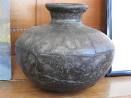 antike Vase / Eisengefäss
