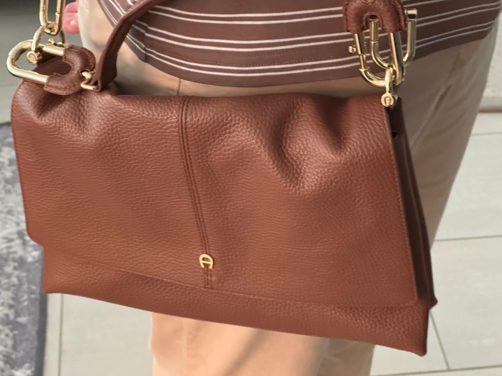 Aigner Borse da donna: Handtasche von Aigner – Nuovo (secondo la descrizione) da Engelburg venduto da rpa69 3